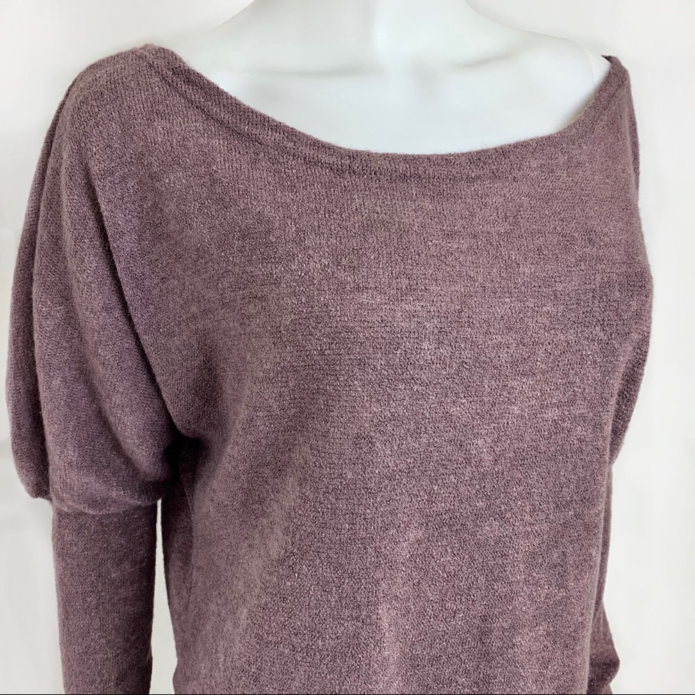 Knit Shirt Flare Shoulder Sleeves Size L